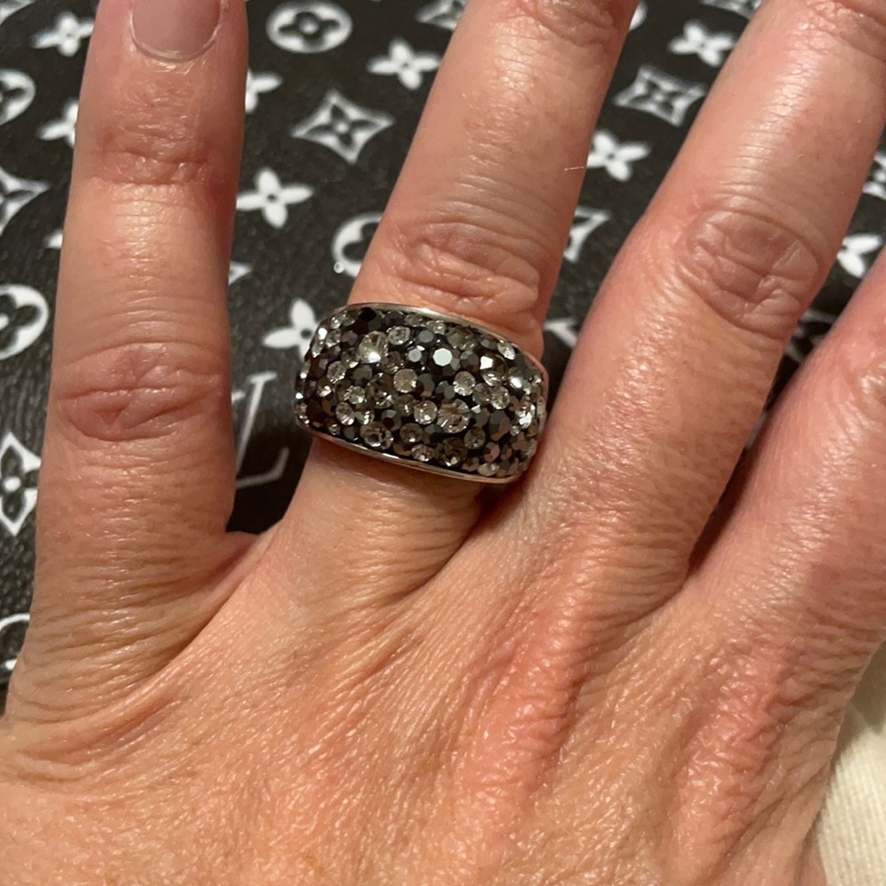 Confetti cocktail ring